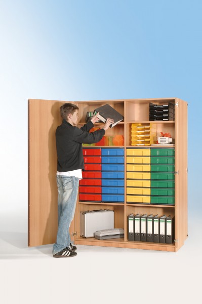 Schrank mit 28 InBoxen M