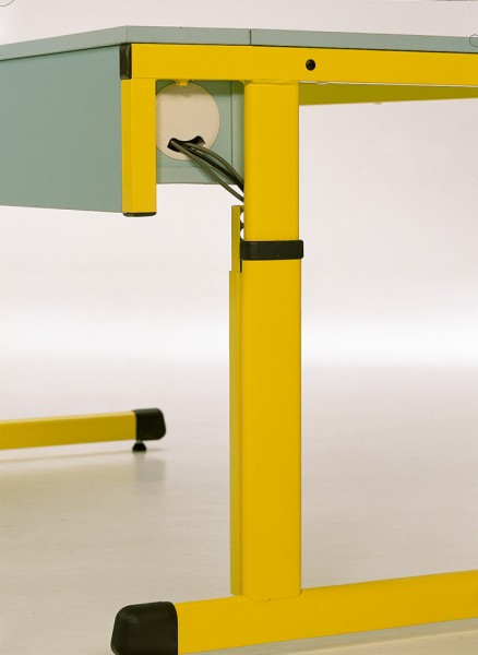 Kabelsteigkanal für Kufengestell