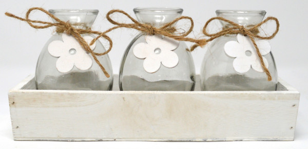 3 Flaschen in Holz mit Blume
