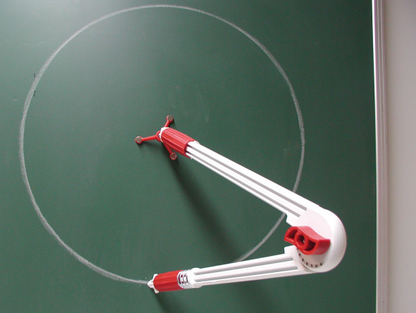 Zirkel mit Magnetdreifuß